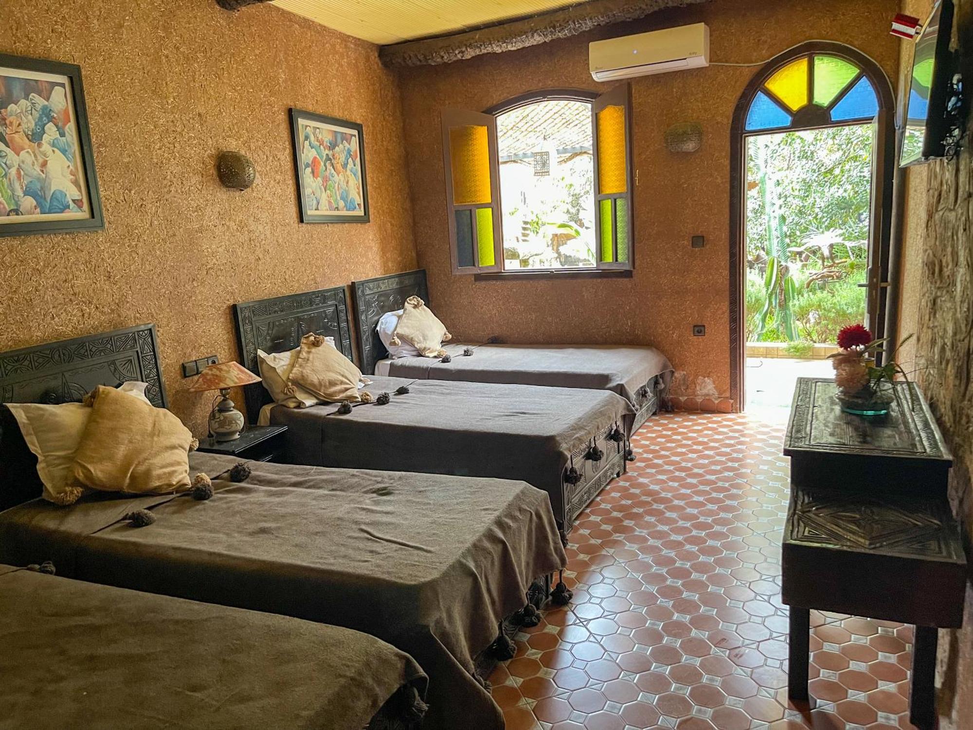 Auberge Le Refuge Aksri Bagian luar foto